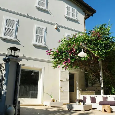 Olive Dei Marmi 펜션